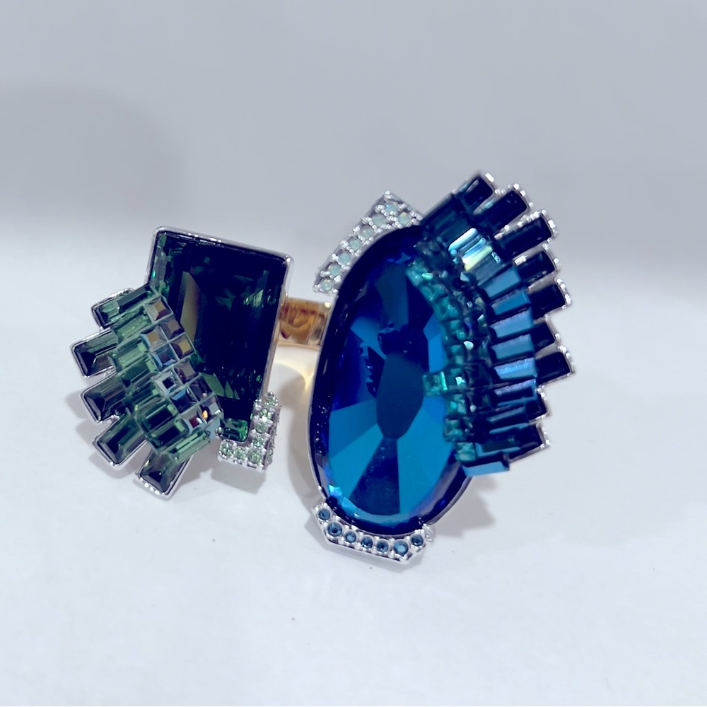 Swarovski Homeric Open Ring Cocktail Statement  Size 55=American =7